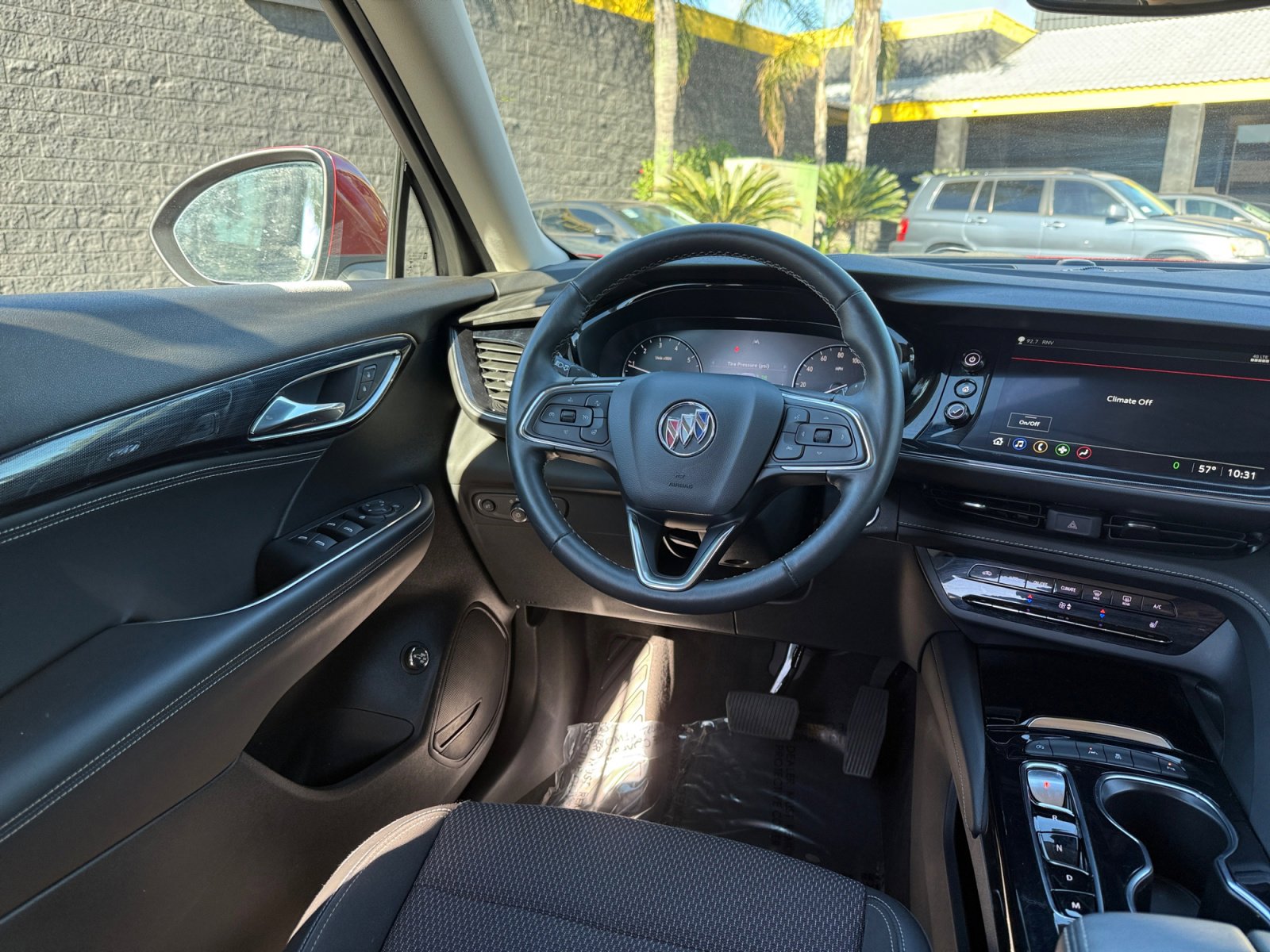 Used 2023 Buick Envision Preferred image 22