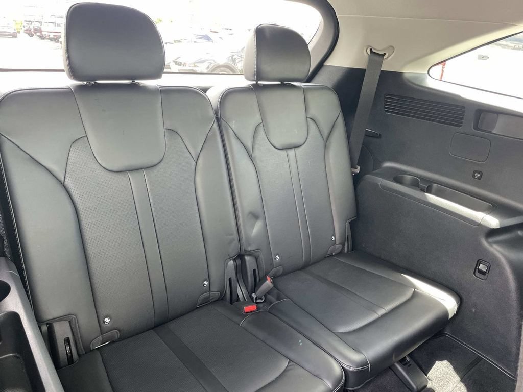 Used 2025 Kia Sorento S FWD image 29
