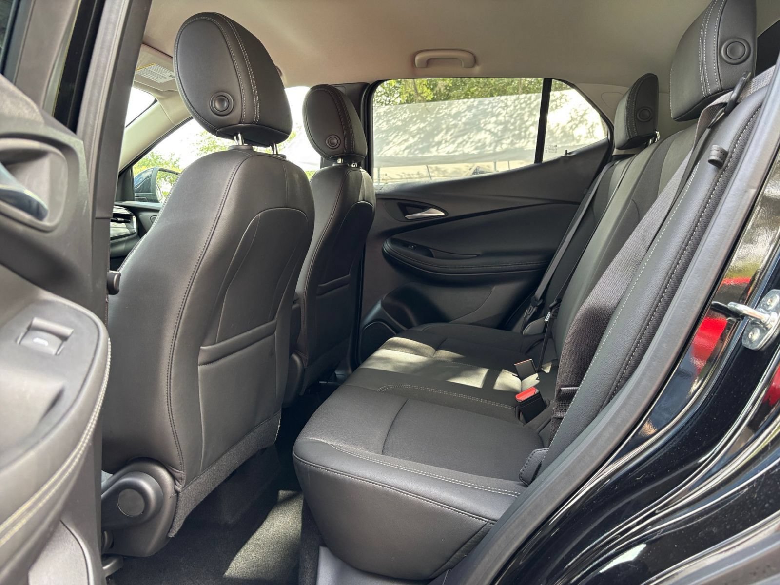 Used 2025 Buick Encore GX Preferred FWD image 24