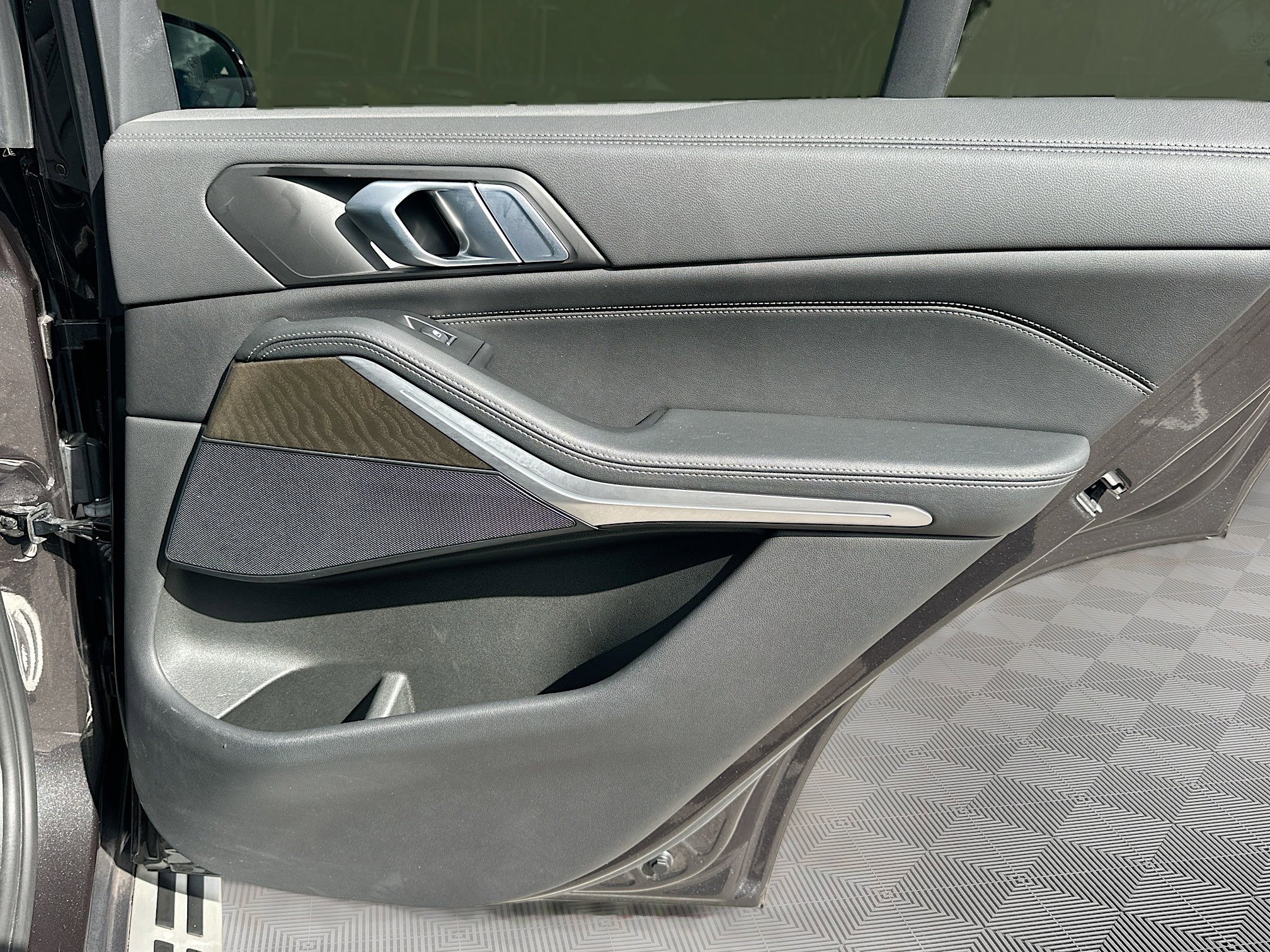 Certified 2023 BMW X5 xDrive40i w/ Premium Package image 32