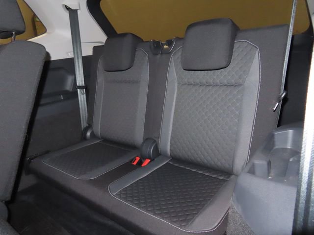 Used 2021 Volkswagen Tiguan S image 20