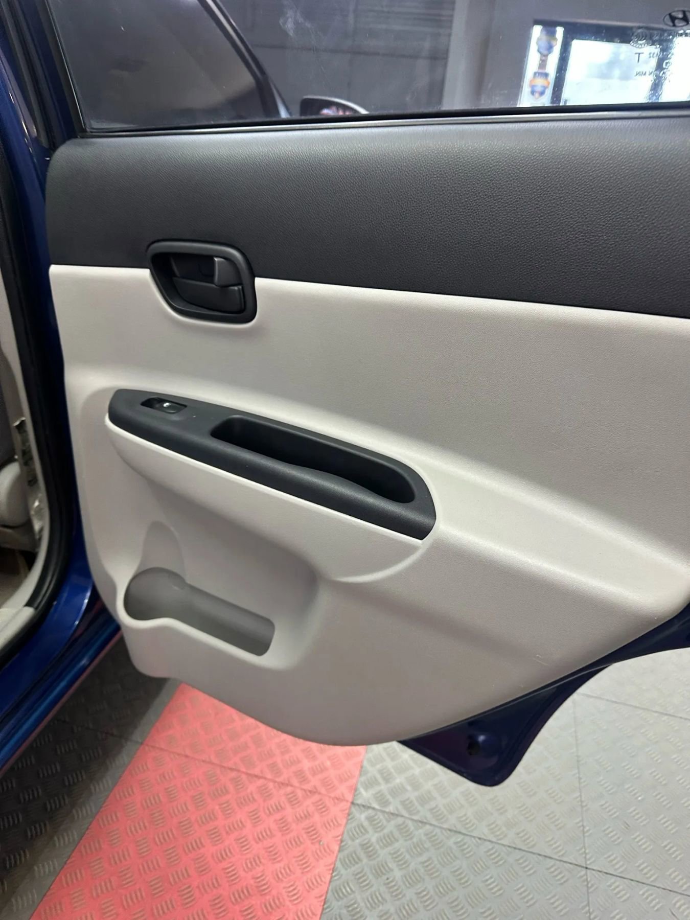 Used 2007 Hyundai Accent GLS image 22