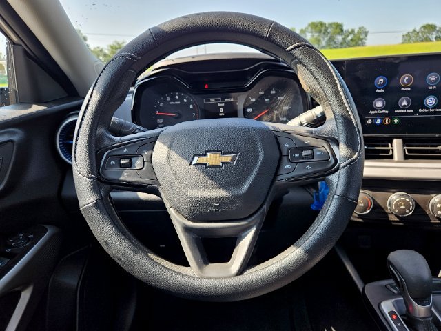 Used 2024 Chevrolet Trax LS w/ Driver Confidence Package FWD image 14