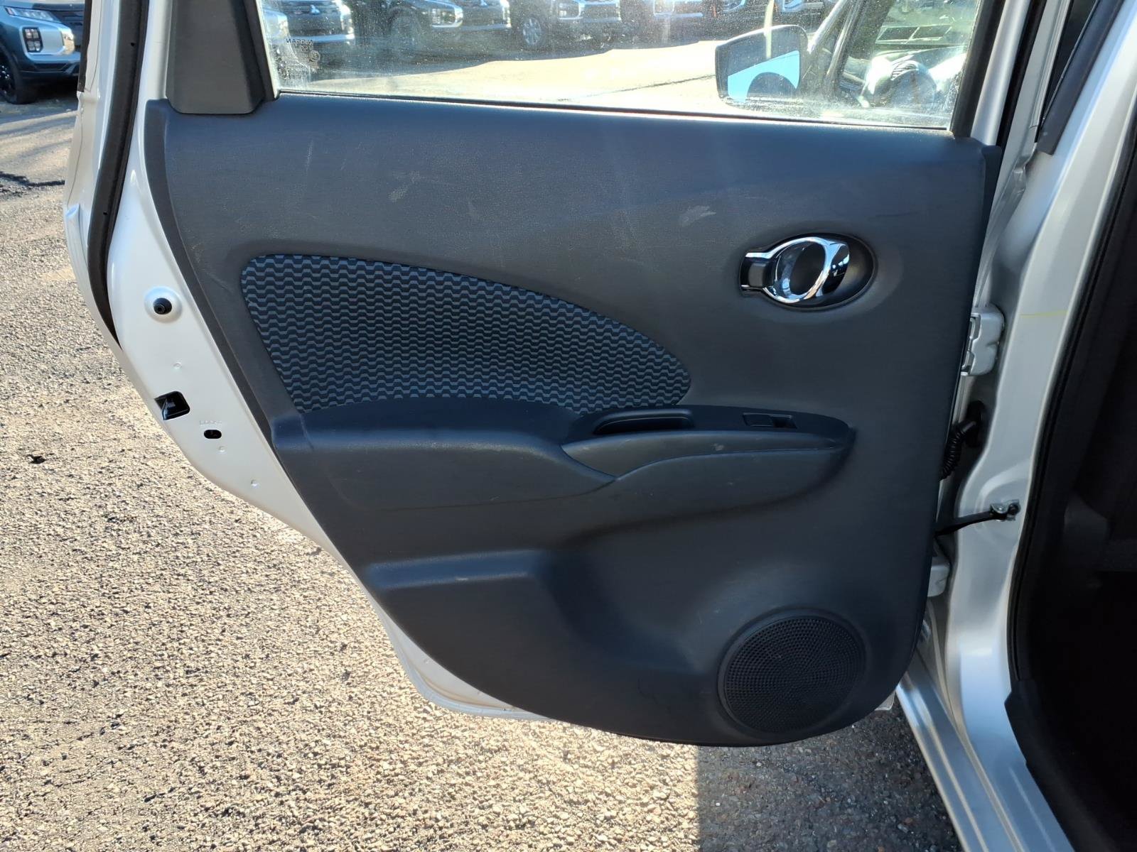 Used 2019 Nissan Versa Note SV FWD image 22