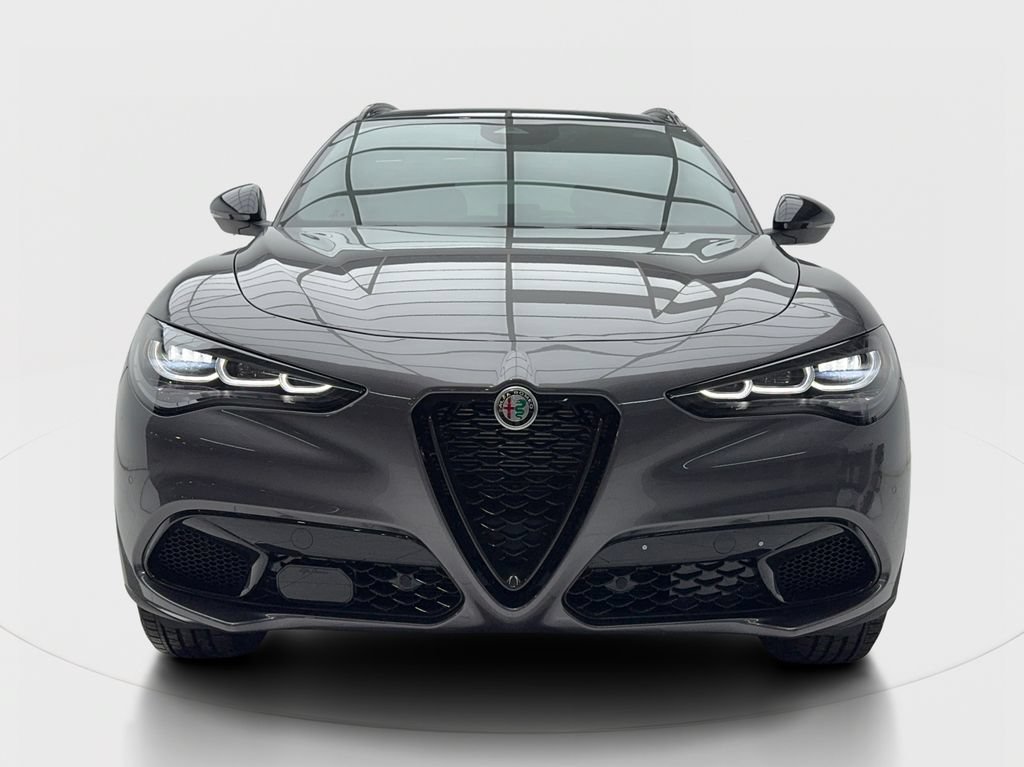 New 2026 Alfa Romeo Stelvio Sprint w/ Convenience Package AWD/4WD image 4