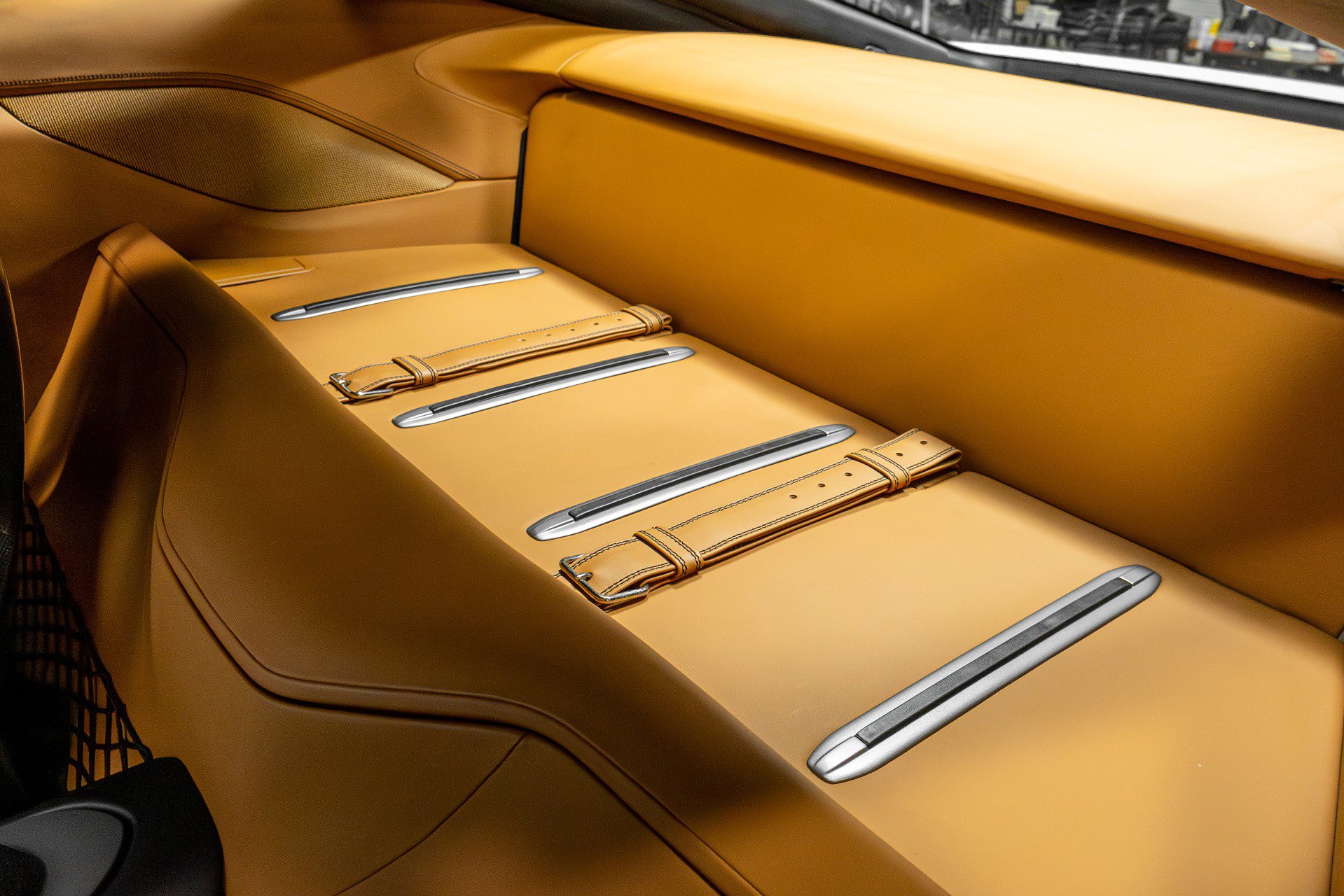 Used 2015 Ferrari F12 Berlinetta image 14