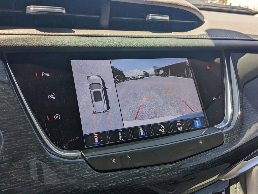 New 2025 Cadillac XT6 Premium Luxury w/ Technology Package image 17