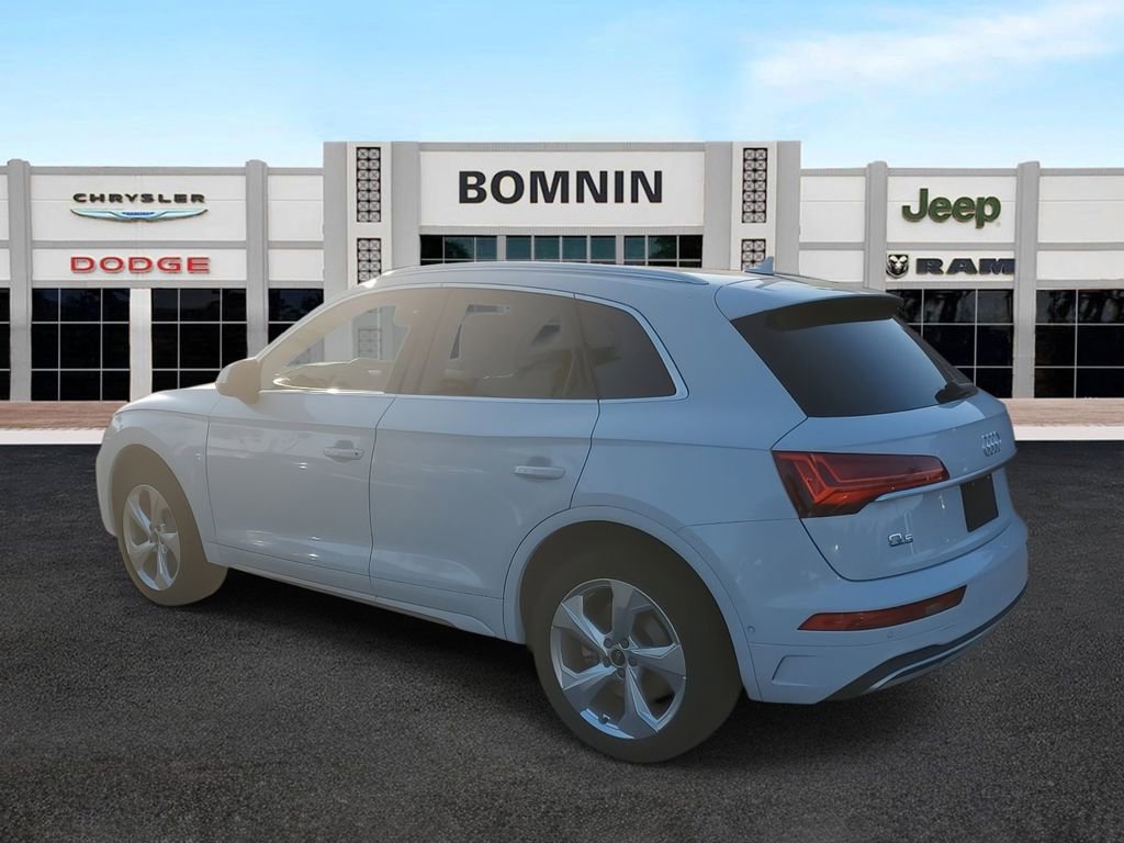 Used 2021 Audi Q5 Prestige w/ Prestige Package image 4