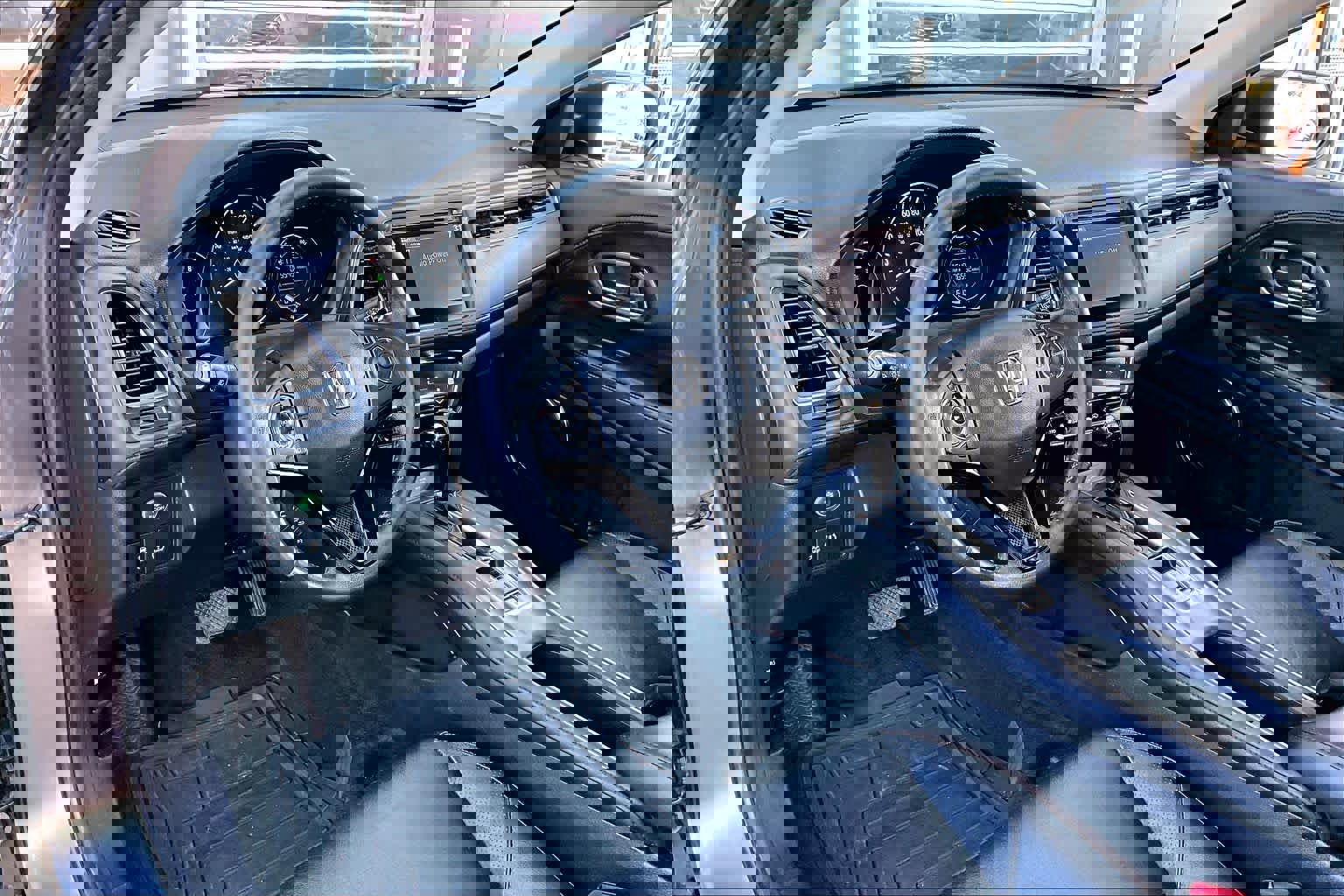 Used 2016 Honda HR-V EX-L image 18