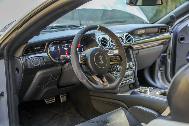 Used 2020 Ford Mustang Shelby GT500 w/ Technology Package image 20