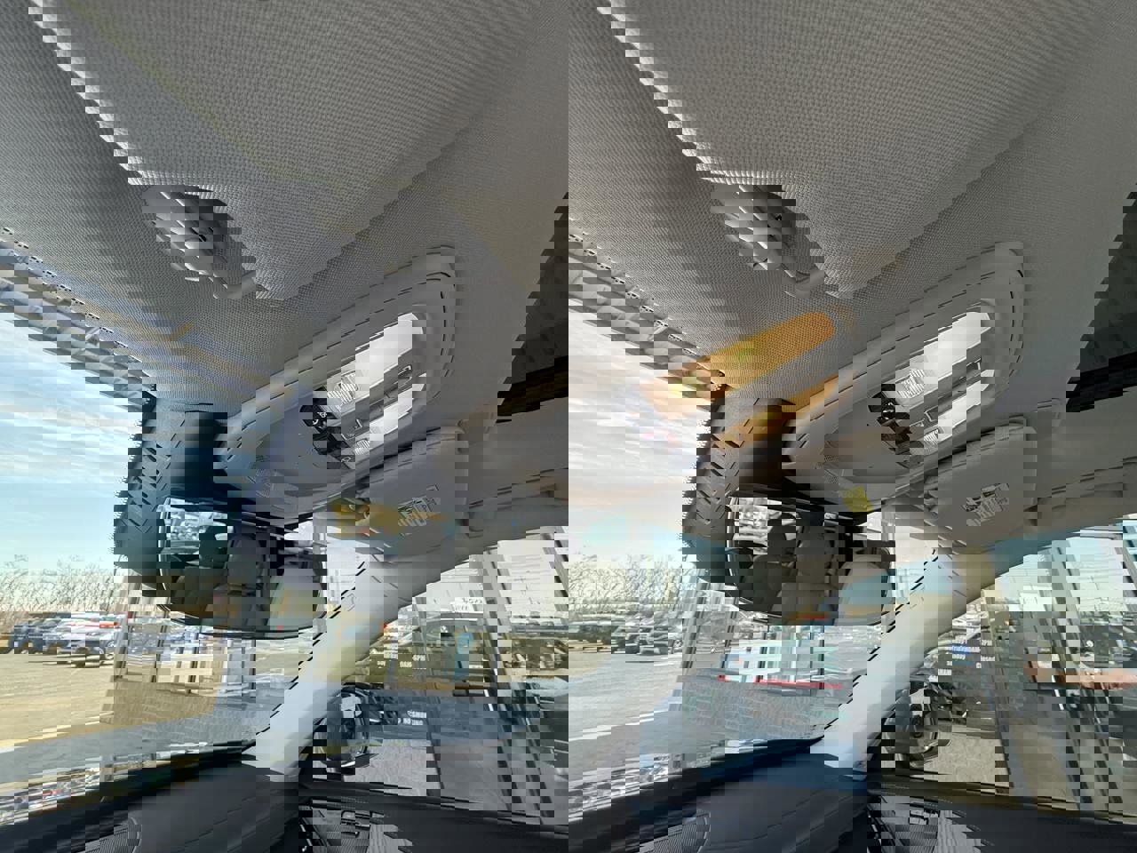 Used 2023 Volvo XC90 T8 Ultimate image 33