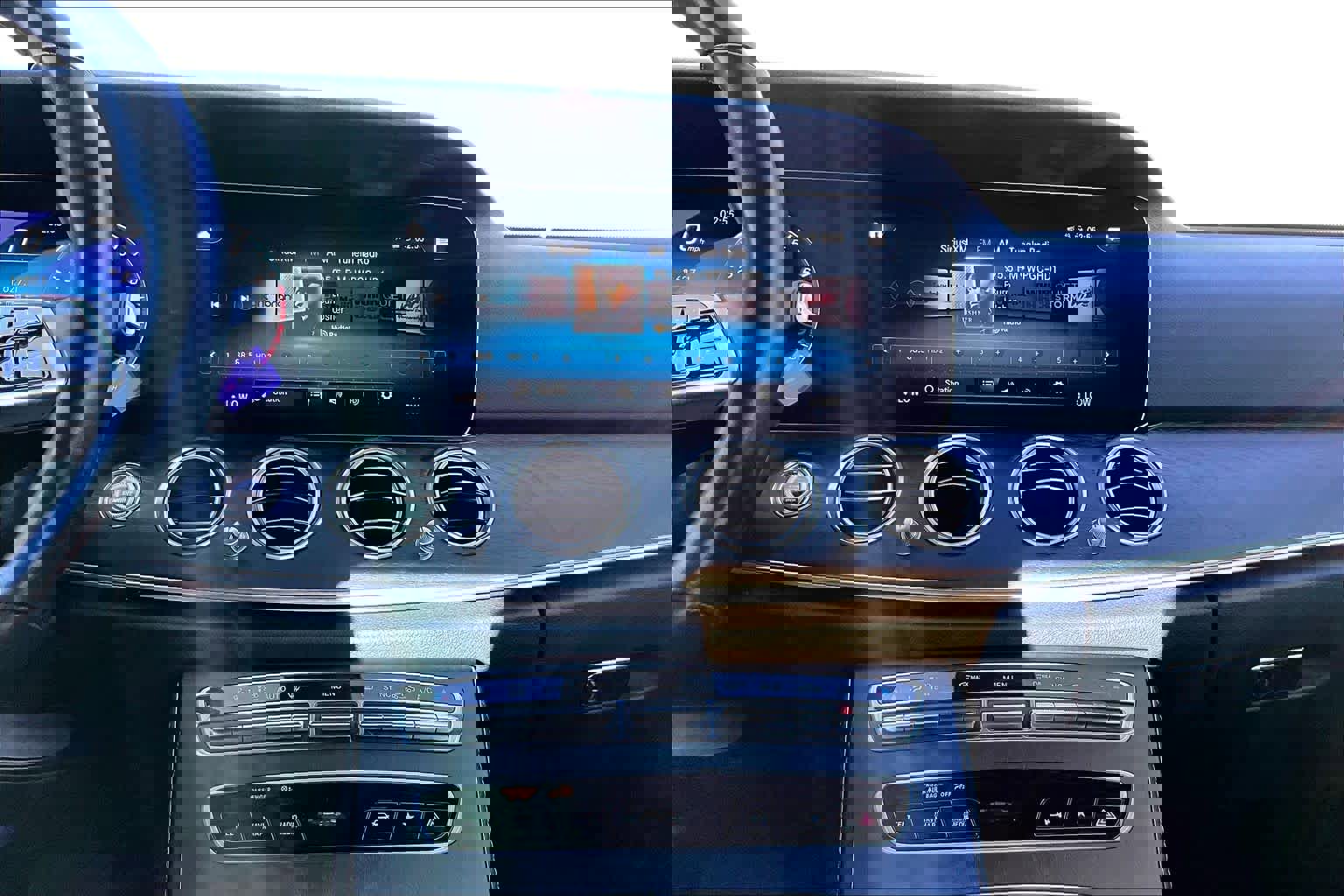 Used 2022 Mercedes-Benz E 350 4MATIC Sedan image 35