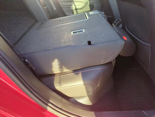 Used 2015 Volkswagen GTI SE image 20