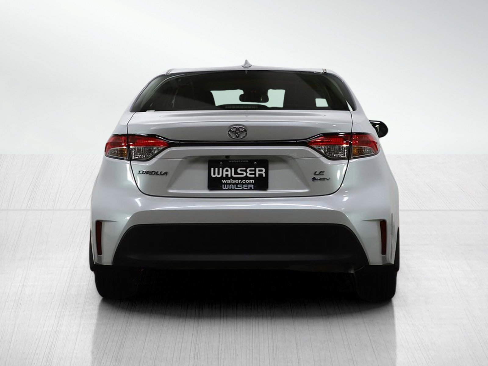 Used 2026 Toyota Corolla LE FWD image 4