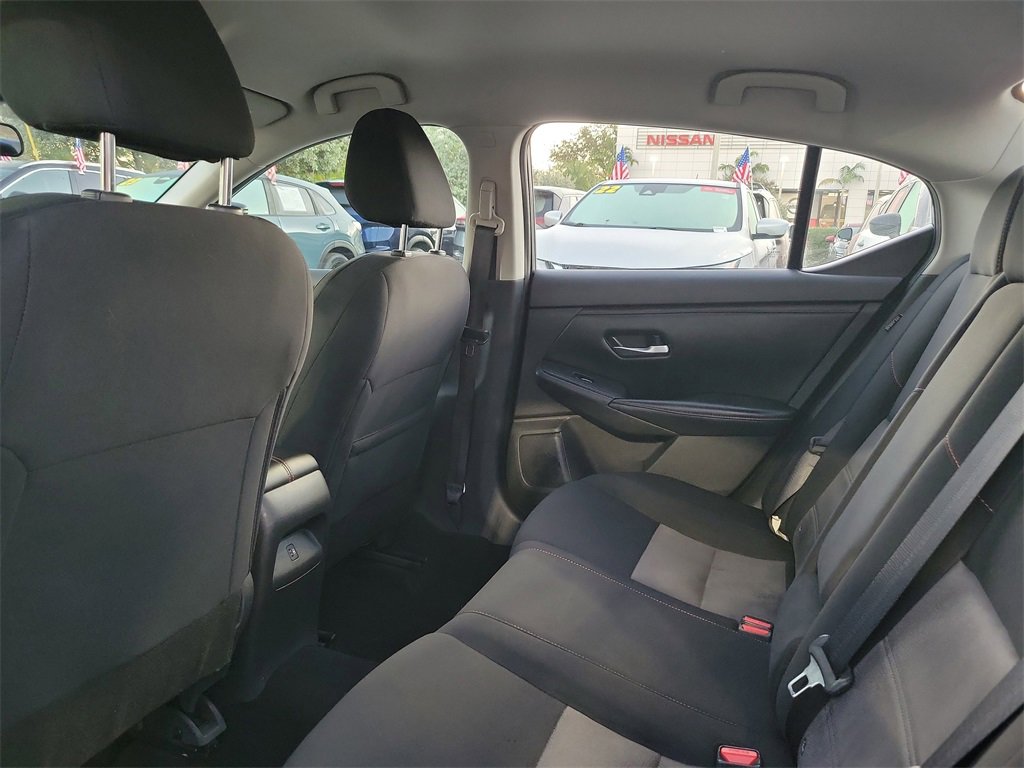 Used 2023 Nissan Sentra SR w/ Trunk Package image 8