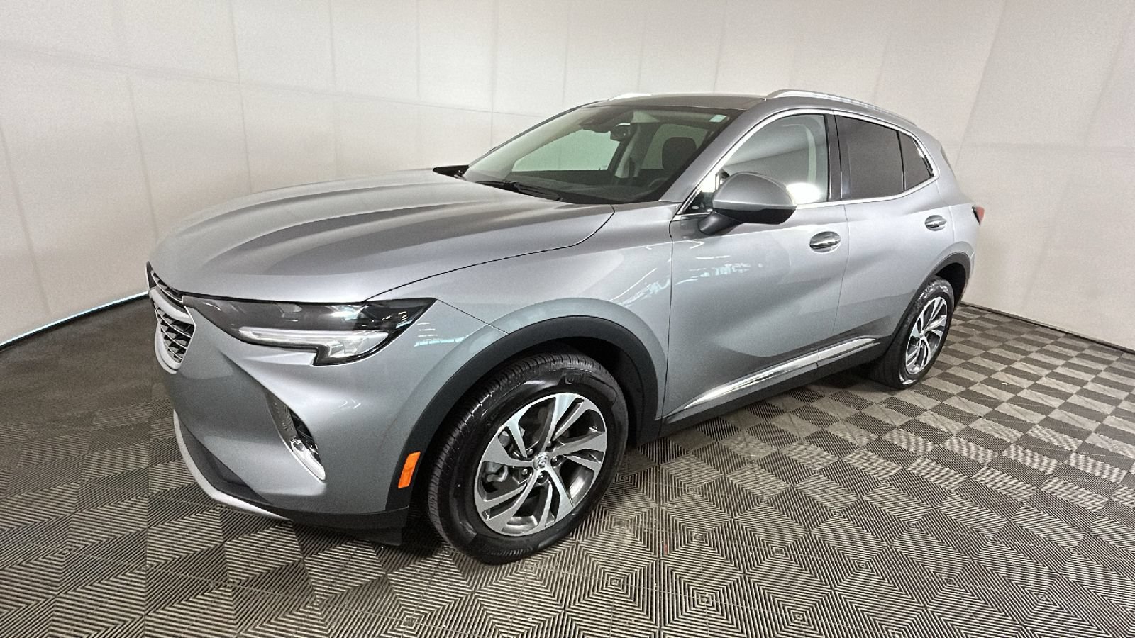 Used 2023 Buick Envision Essence AWD/4WD image 7