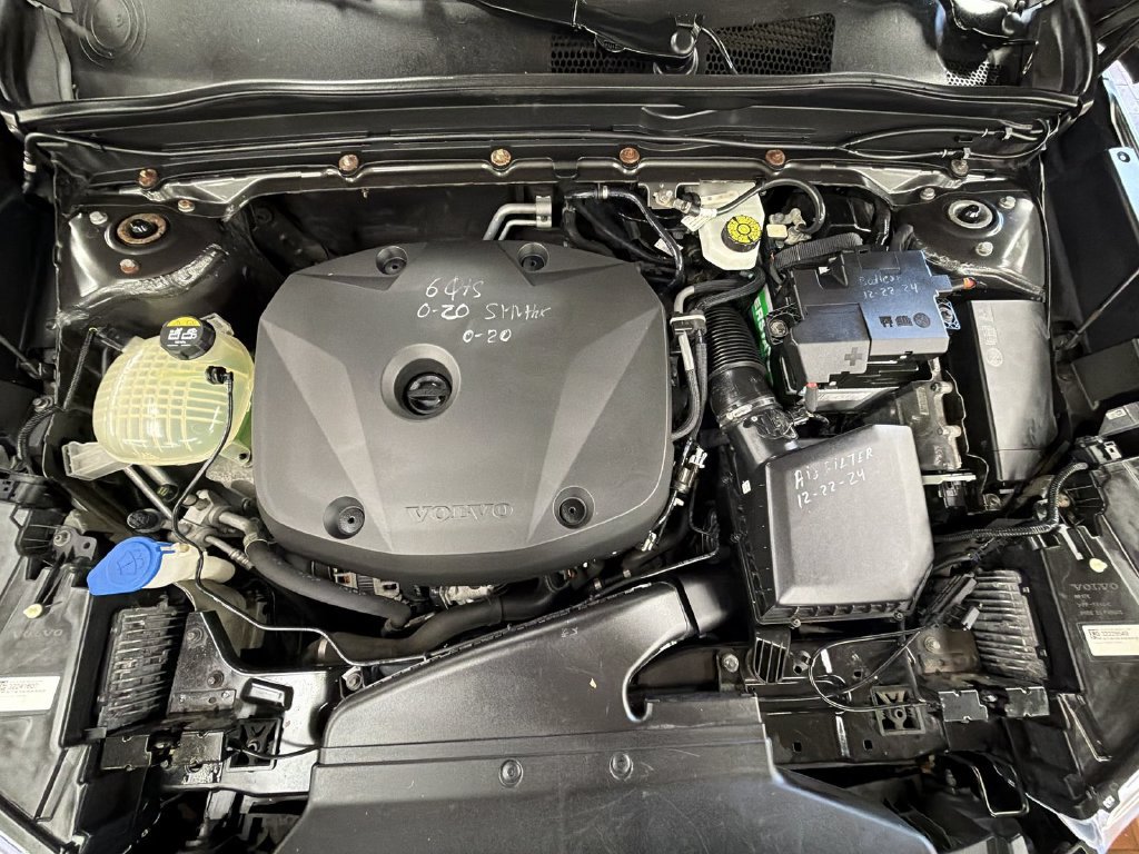 Used 2019 Volvo XC40 T5 Inscription AWD/4WD image 17