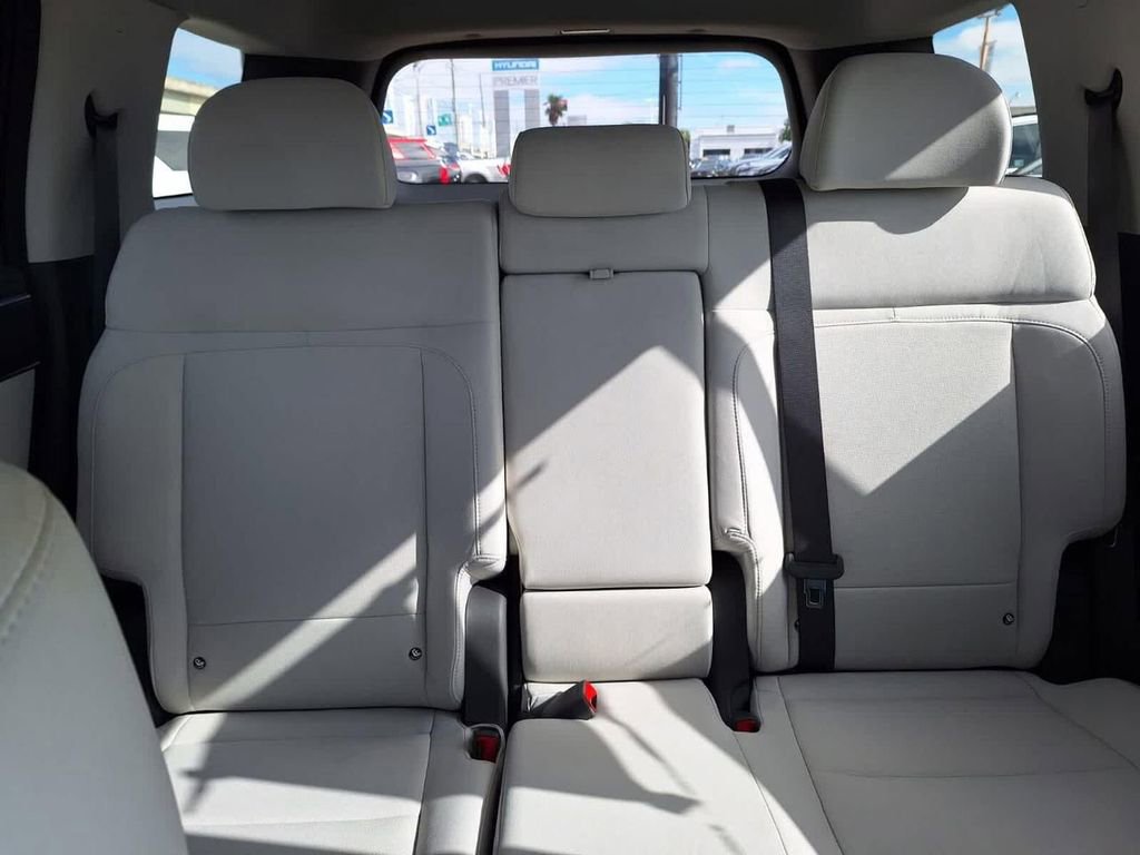 Used 2024 Hyundai Santa Fe SE image 25