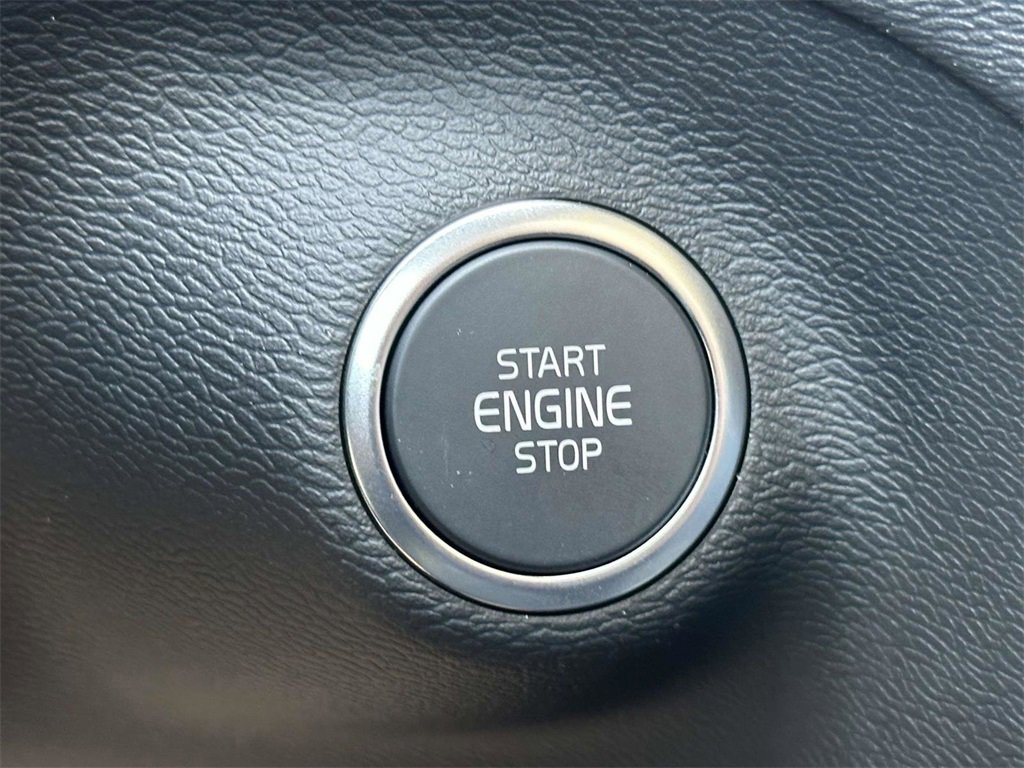 New 2026 Volvo XC40 B4 Plus w/ Climate Package image 7