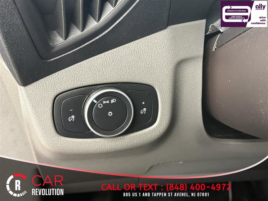 Used 2019 Ford Transit Connect XL image 28