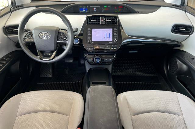 Certified 2021 Toyota Prius LE AWD/4WD image 3