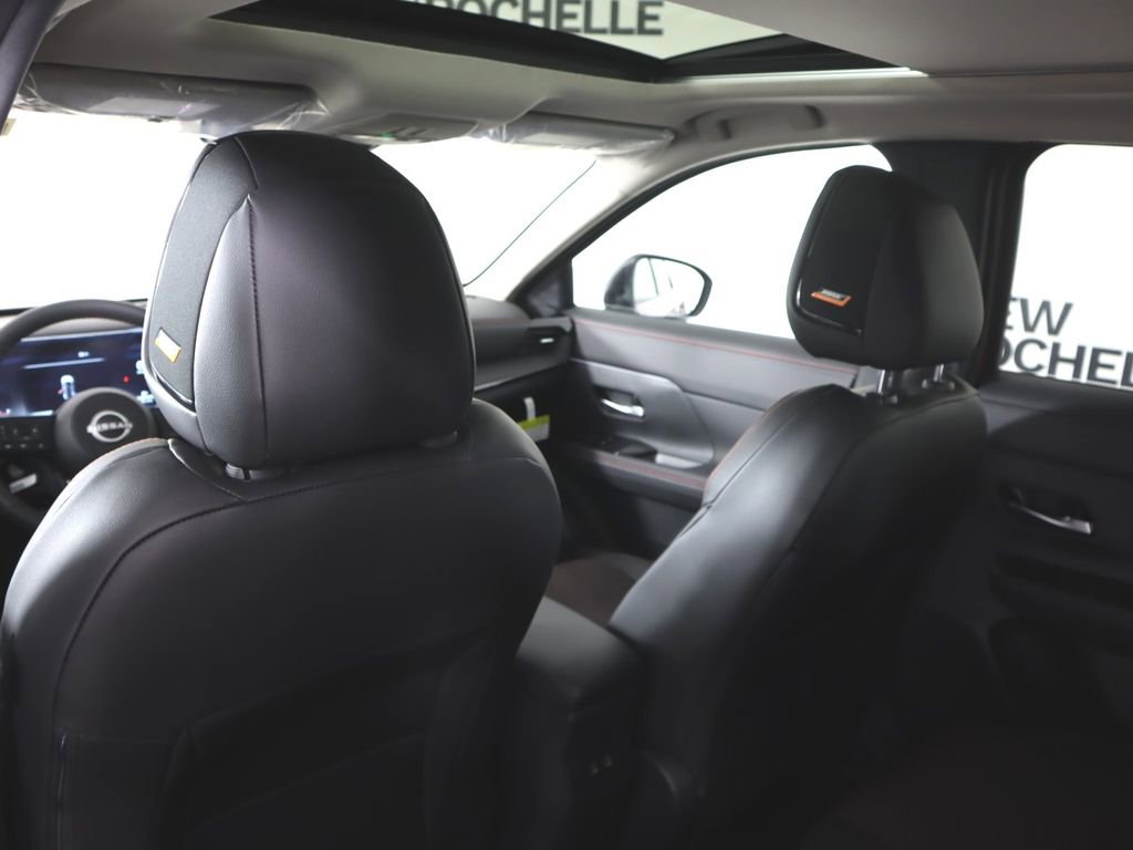 New 2026 Nissan Kicks SR w/ SR Premium Package image 22