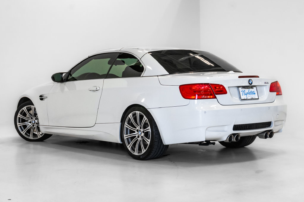 Used 2011 BMW M3 Convertible RWD image 26