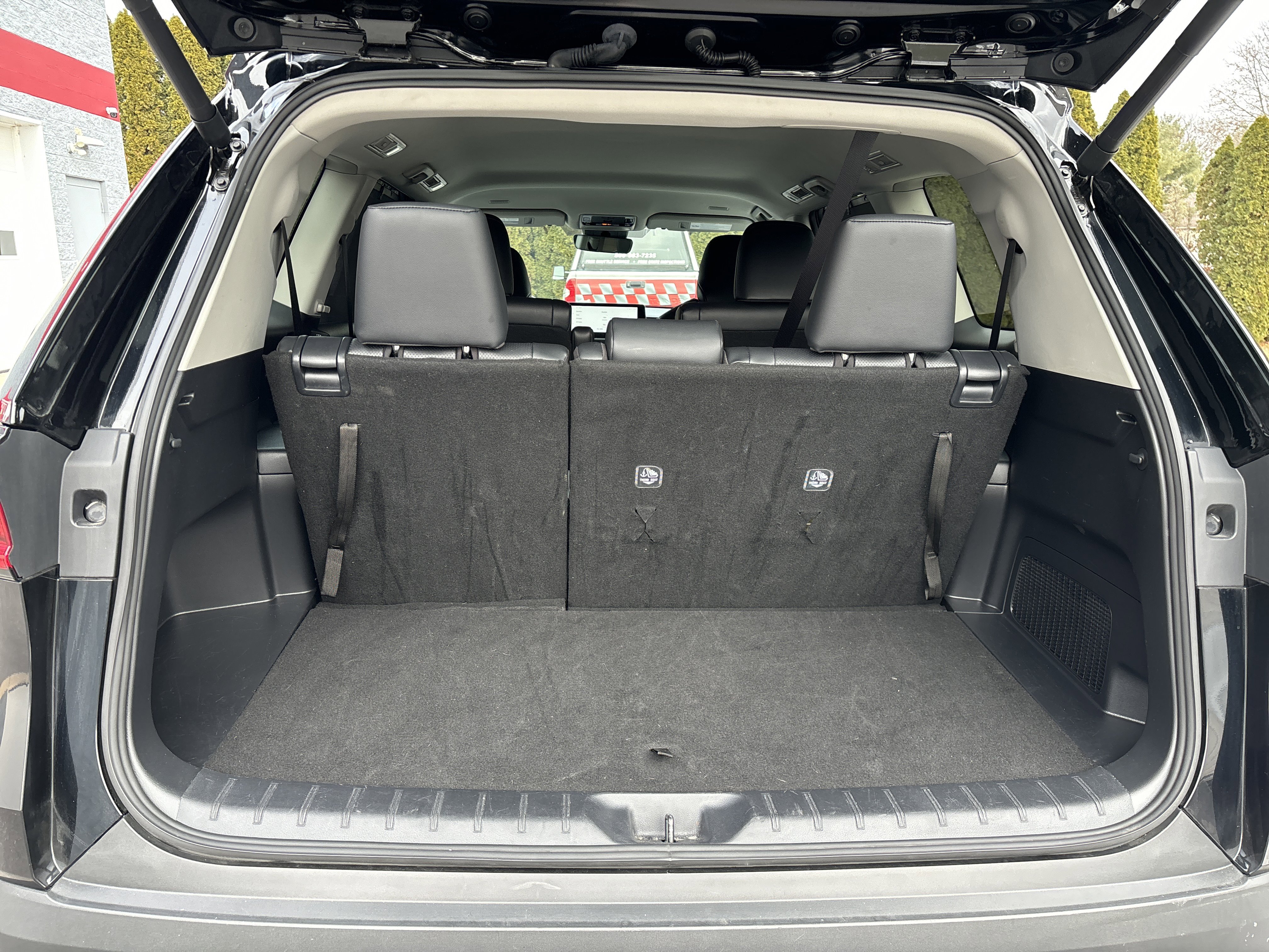 Used 2025 Toyota Grand Highlander AWD image 5