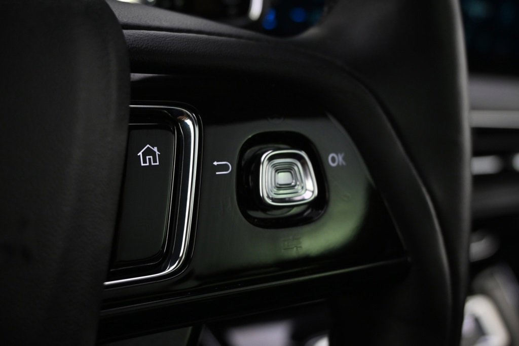 New 2025 Lincoln Corsair Reserve w/ Jet Appearance Package image 32