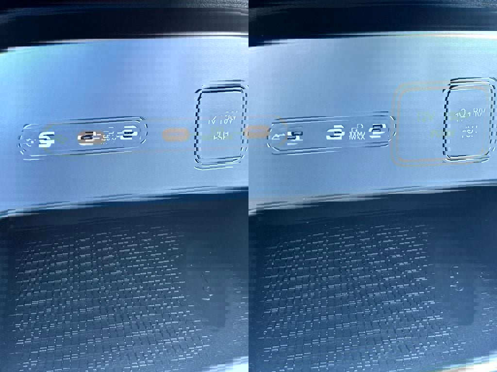 New 2026 Hyundai Ioniq 9 S image 12