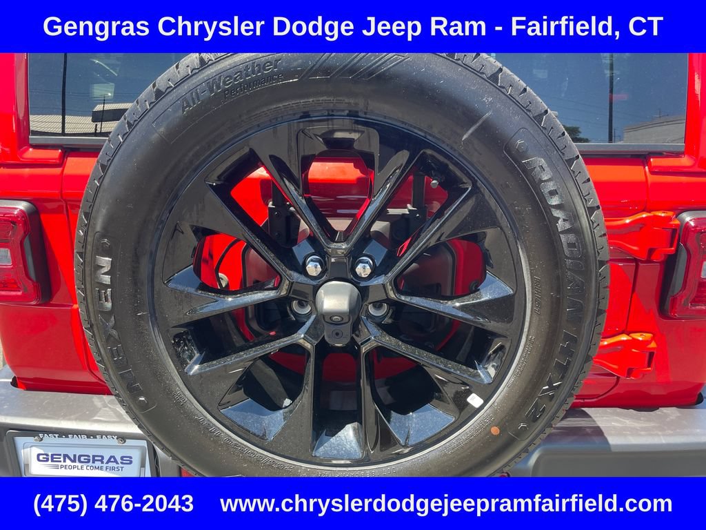 Certified 2025 Jeep Wrangler Unlimited Sahara AWD/4WD image 22