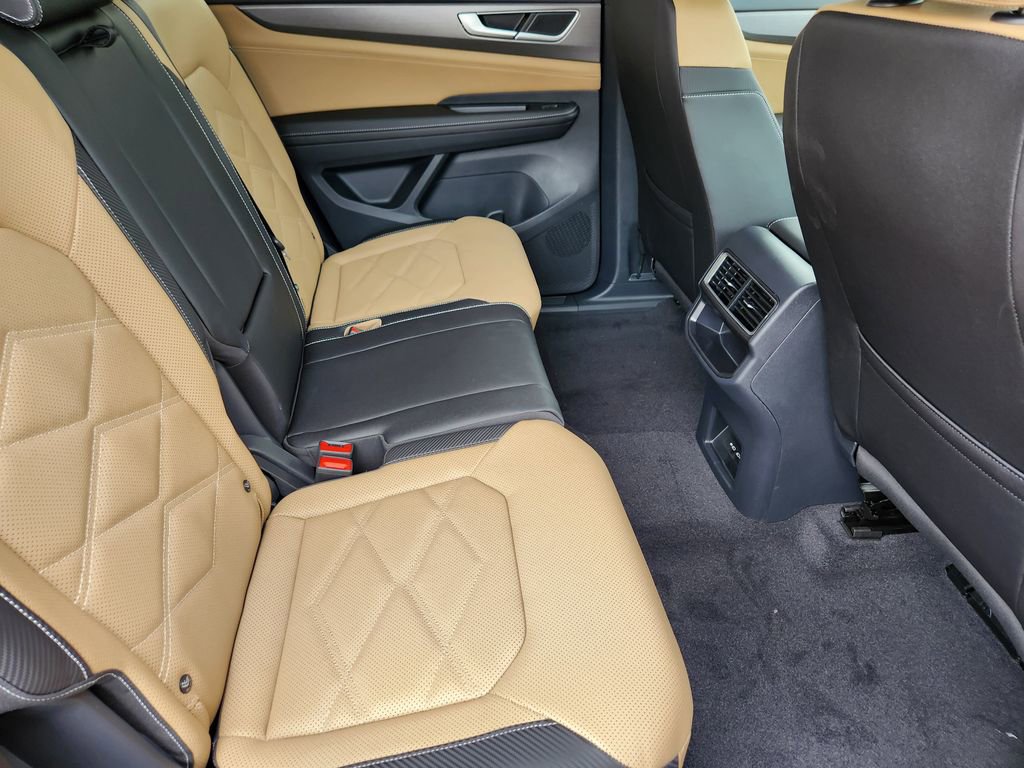 New 2026 Volkswagen Atlas Cross Sport SE image 22