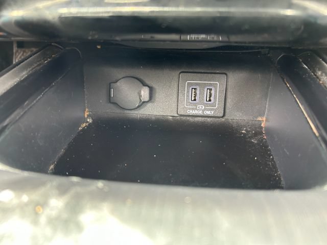 Used 2018 Nissan Pathfinder S AWD/4WD image 17