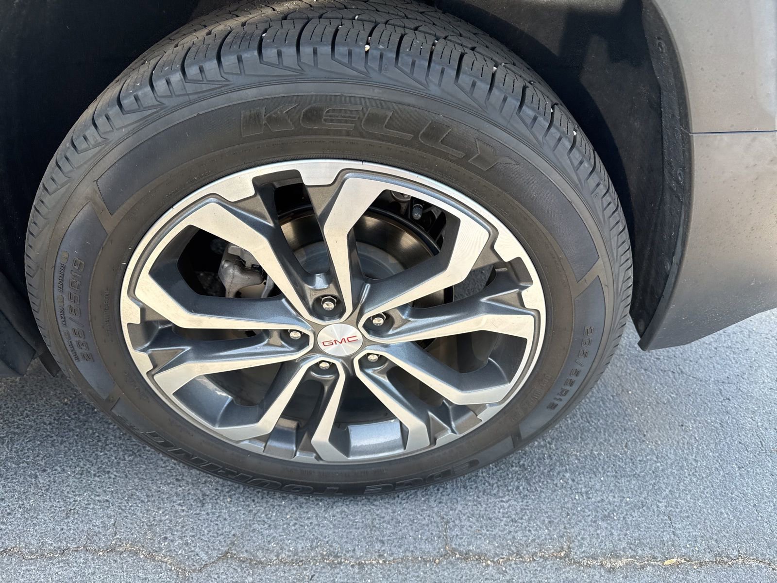 Used 2019 GMC Terrain SLT image 13