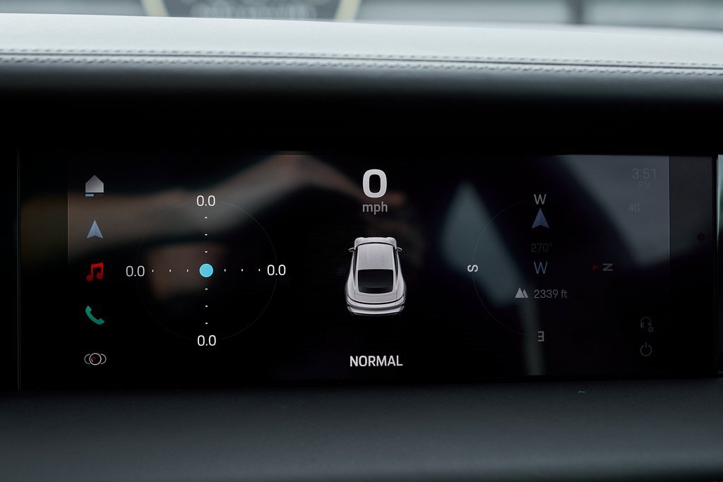 Used 2025 Porsche Taycan Turbo S w/ Premium Package image 81