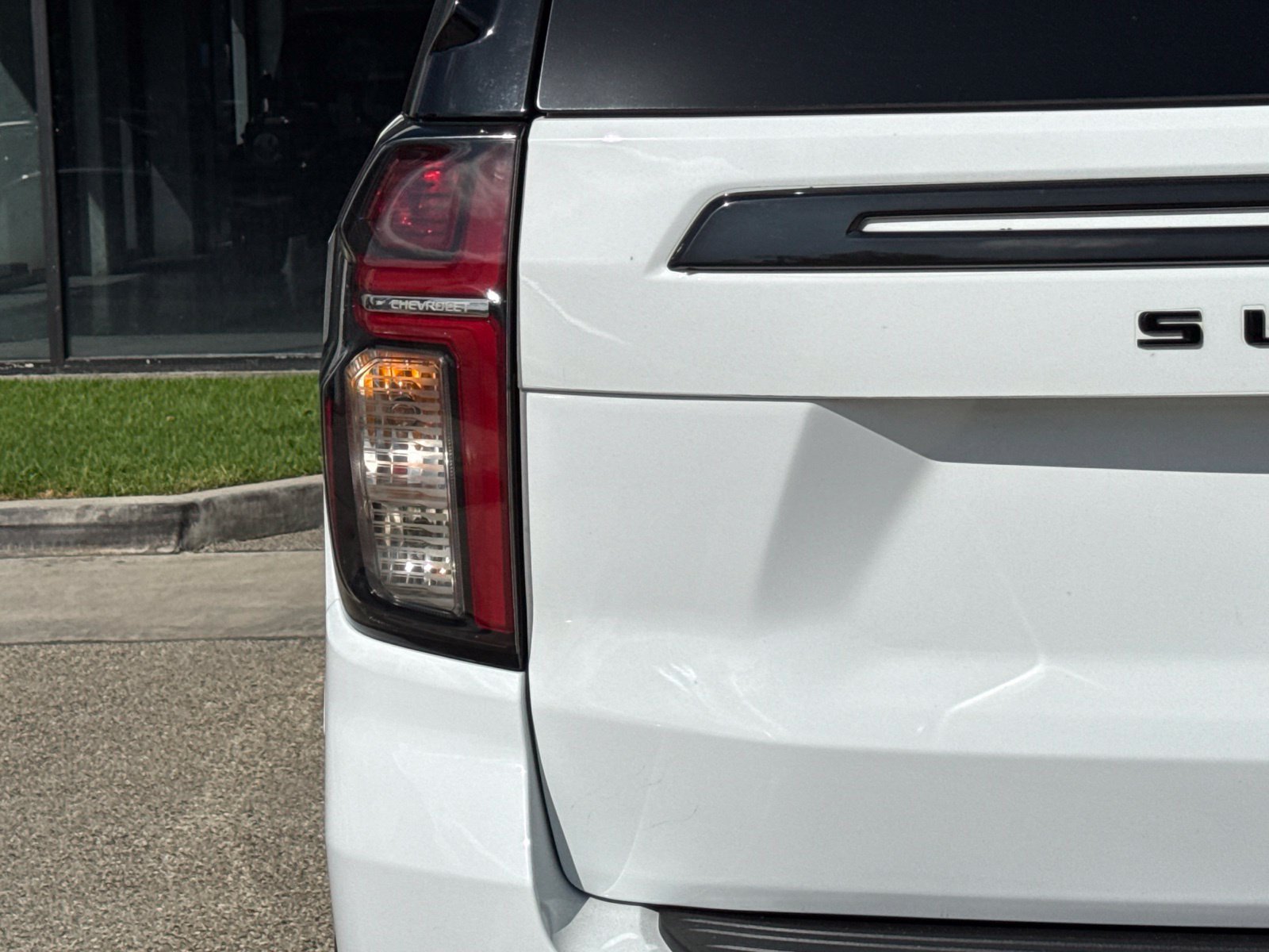 Used 2021 Chevrolet Suburban RST w/ Luxury Package AWD/4WD image 13