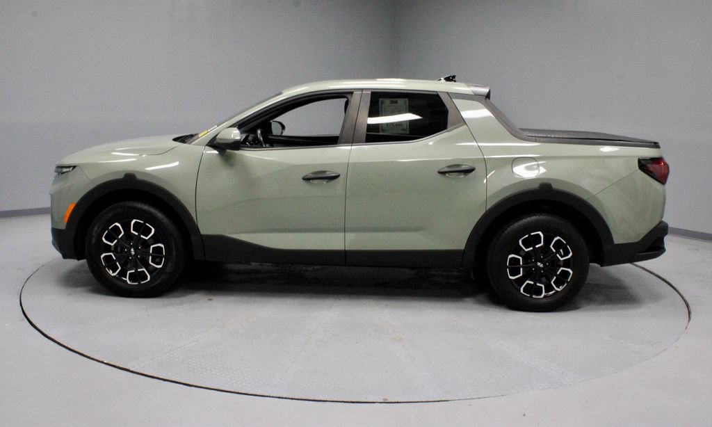 Used 2023 Hyundai Santa Cruz SEL w/ Cargo Package AWD/4WD image 8