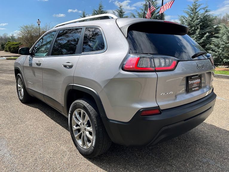 Used 2019 Jeep Cherokee Latitude Plus w/ Cold Weather Group image 31