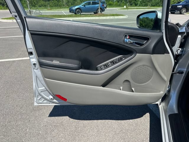 Used 2016 Kia Forte LX FWD image 13