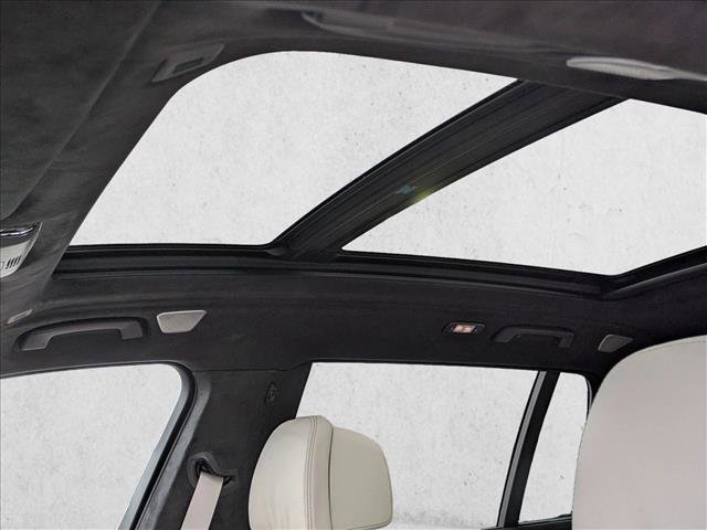 New 2026 BMW X7 M60i image 15