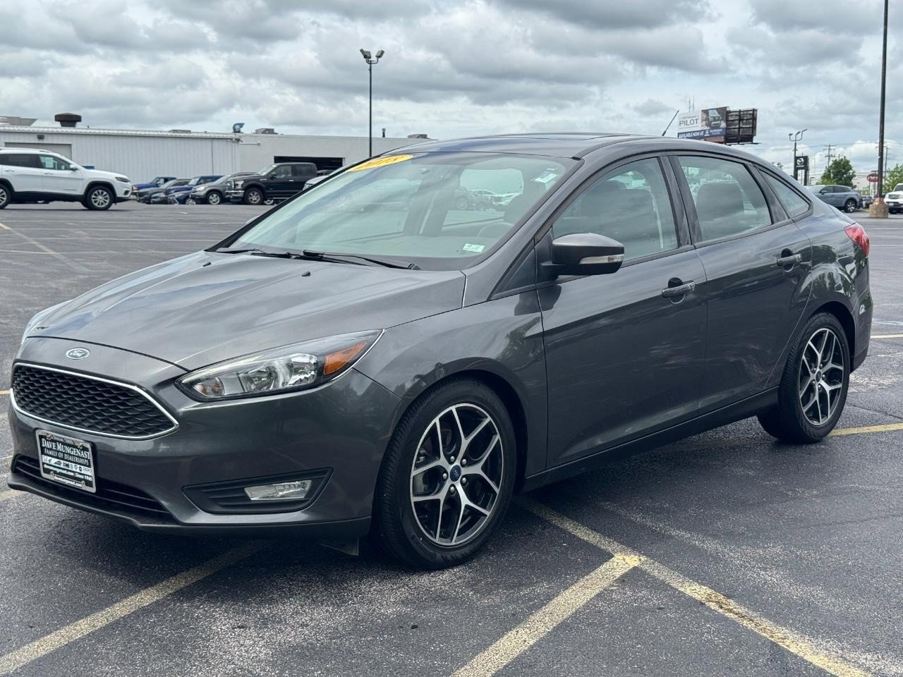 Used 2018 Ford Focus SEL w/ Cold Weather Package FWD image 9