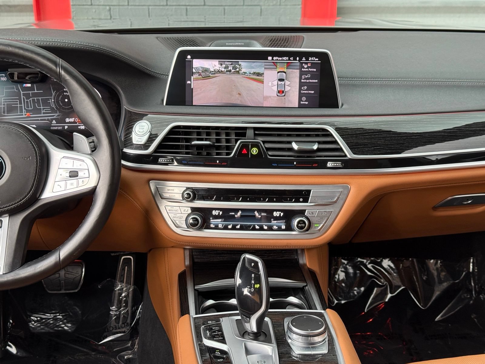 Used 2022 BMW 740i w/ M Sport Package RWD image 41