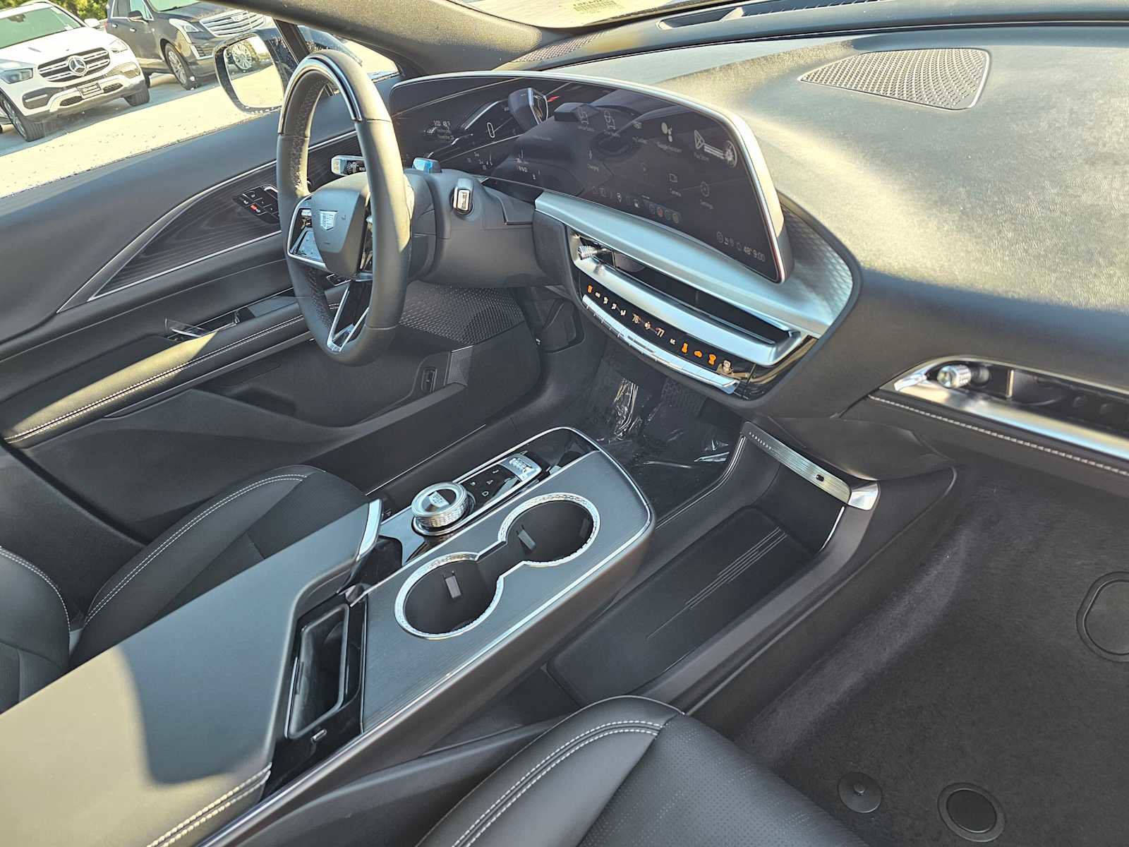 New 2026 Cadillac Lyriq Sport image 11