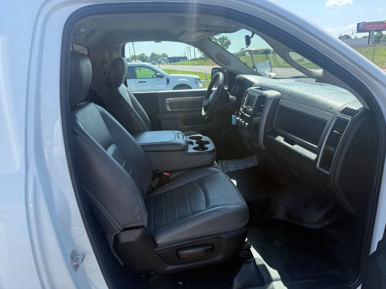Used 2017 RAM 1500 Tradesman w/ Power & Remote Entry Group RWD image 10