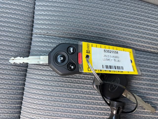 Certified 2025 Subaru Legacy Premium w/ Popular Package #1A AWD/4WD image 35