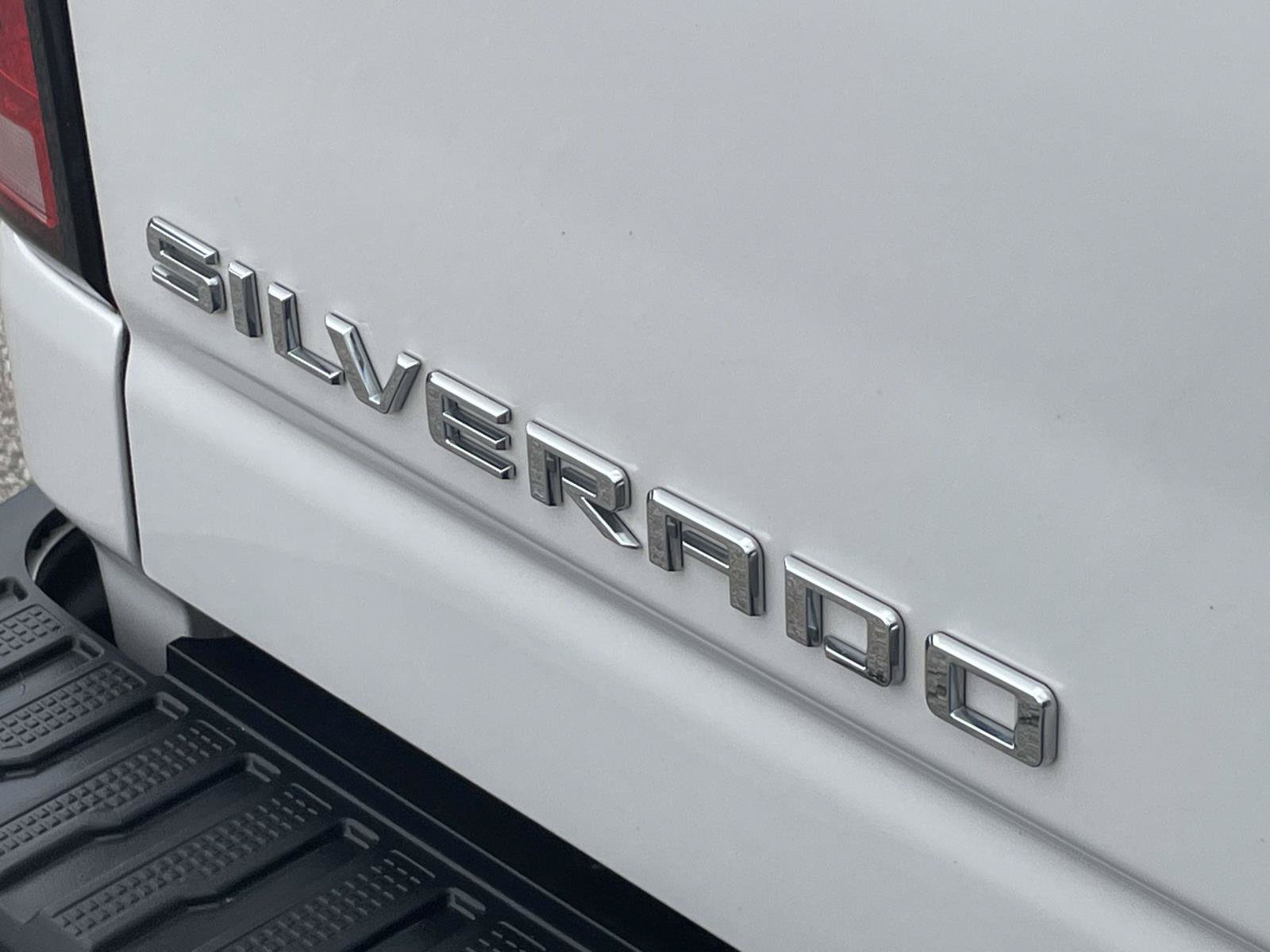 Certified 2024 Chevrolet Silverado 3500 High Country w/ High Country Premium Package AWD/4WD image 12