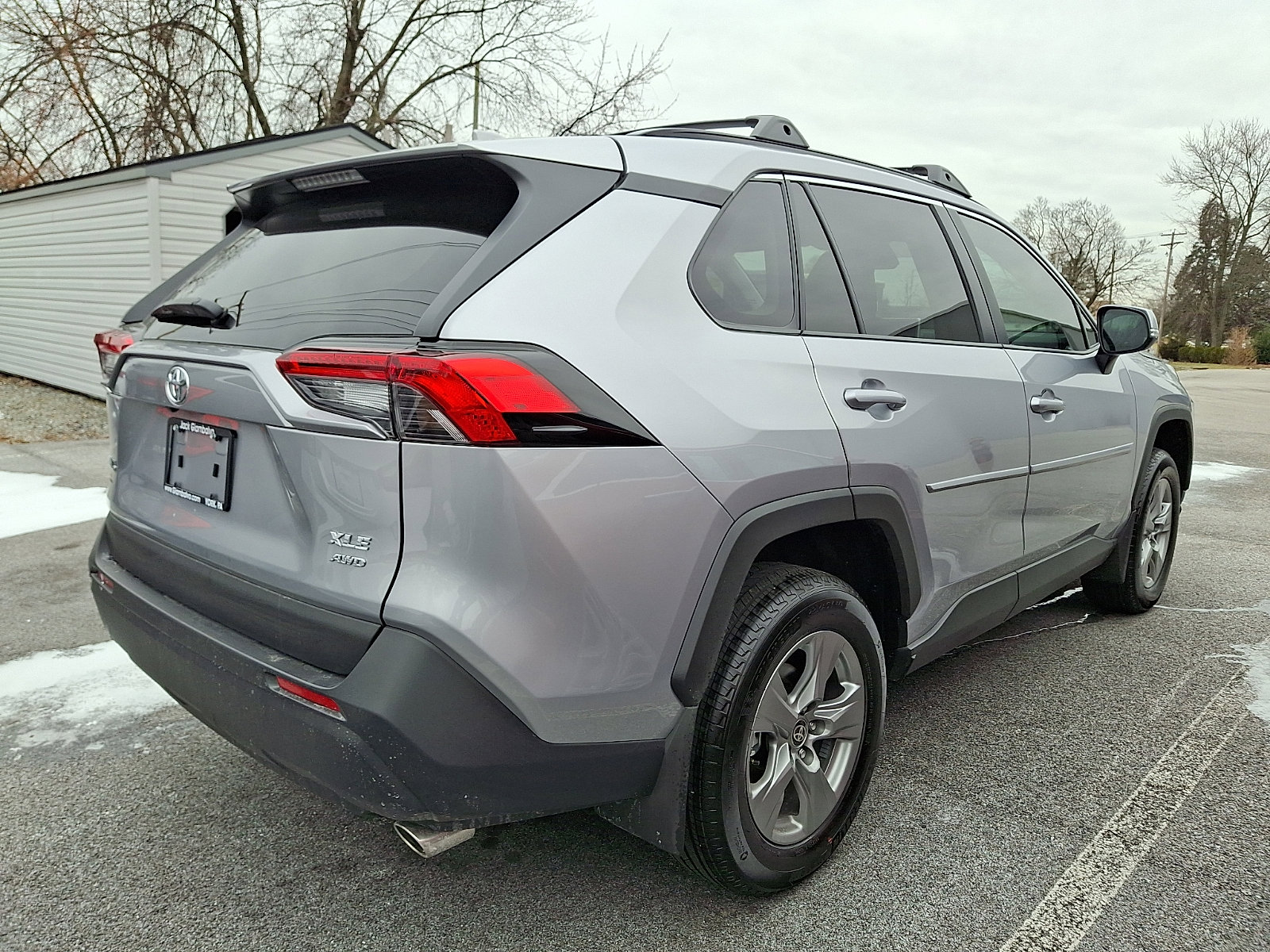 Used 2025 Toyota RAV4 XLE image 9