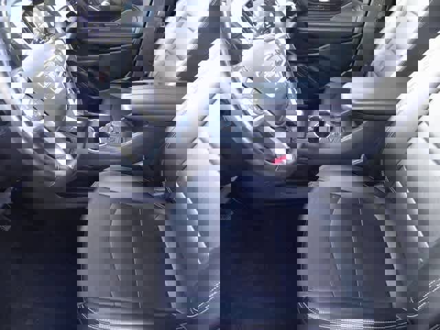 Used 2024 GMC Terrain SLT image 6