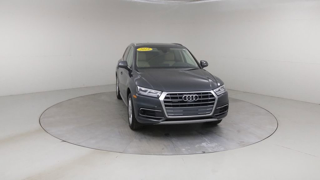 Used 2019 Audi Q5 Prestige w/ Prestige Package image 10