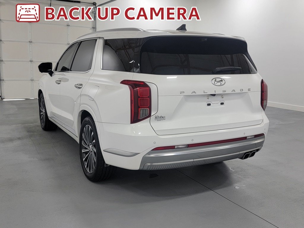 Used 2023 Hyundai Palisade Calligraphy FWD image 6